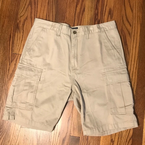 Levi’s shorts khaki W34 - Picture 8 of 15